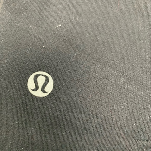Lululemon - Picture 5 of 6